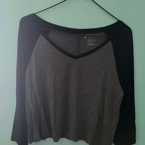 Black and grey American eagle shirt